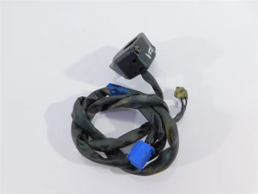 PrzeŁĄcznik prawy przÓd yamaha fz1 1000 fazer 06-15 2d1839750000