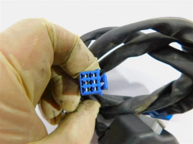 PrzeŁĄcznik prawy przÓd yamaha fz1 1000 fazer 06-15 2d1839750000