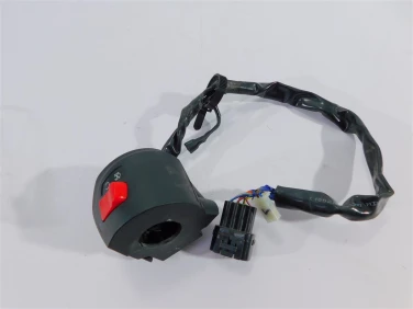 PrzeŁĄcznik prawy przÓd husqvarna svartpilen 401 20-22 28011012144