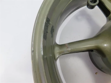 Felga koŁo tyŁ triumph daytona 675 06-08 lekko bije t2010506