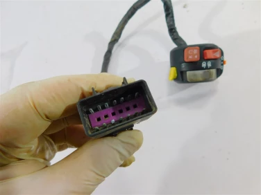 PrzeŁĄcznik lewy polaris scrambler 550 850 1000 4012435