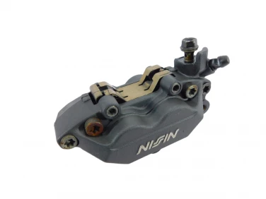 ZACISK HAMULEC PRZÓD PRAWY HONDA CBR 600 F4 99-00 45250MBW006