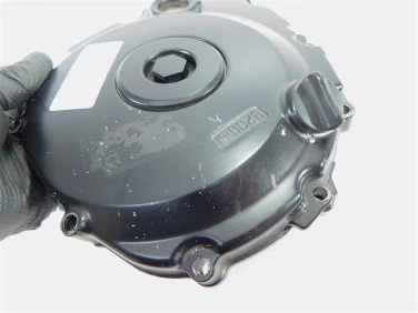 Dekiel kapa silnik prawa suzuki gsr 750 11-16 1134044g10