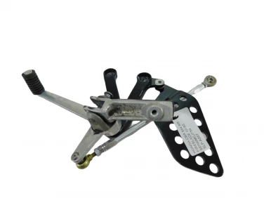 SET PODNÓŻEK LEWY PRZÓD HONDA CBR 954 RR FIREBLADE 02-03 50700MCJ750