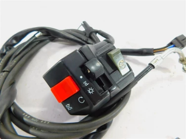 PrzeŁĄcznik prawy przÓd lifan lf 250 08-13 cruiser