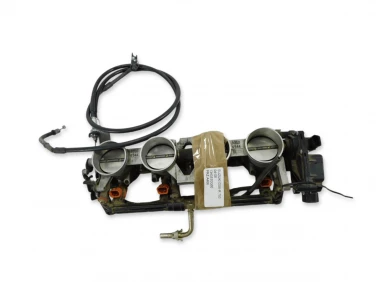 PRZEPUSTNICA GAŹNIK SUZUKI GSX-R 750 04-05 1340530G00