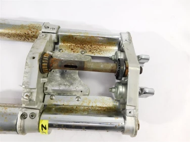 Laga pÓŁka zawiesznie lagi suzuki vl 1500 intruder lc 98-04 6311010f202ax