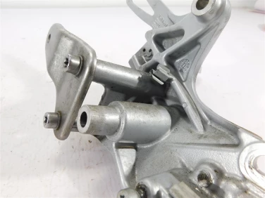 Set podnÓŻek lewy przÓd bmw f 800 r k73 05-14 7678669