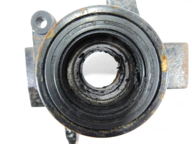 Zwrotnica prawa tgb blade 425 460 550 516345