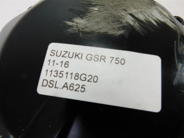 Dekiel kapa silnik lewa suzuki gsr 750 11-16 1135118g20