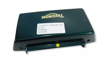 ŁĄCZNIK OGON PLASTIK TYŁ TRIUMPH TRIDENT 900 91-98 T230542