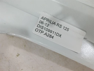 Ogon owiewka tyŁ prawy aprilia rs 125 06-12 dis109911dx