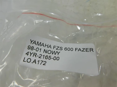 ŁĄcznik ogon plastik tyŁ yamaha fzs 600 fazer 98-01 nowy 4yr-2165-00