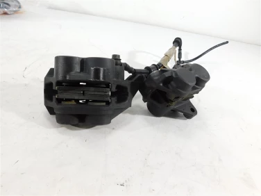 Zacisk hamulcowy kpl yamaha tdm 900 02-10 u-11 2d12580t0000 5d02580u0000