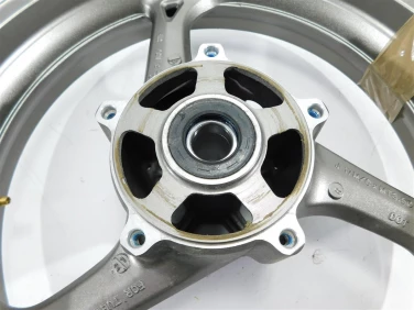 Felga koŁo przÓd suzuki gsx 1300r hayabusa 08-20 5411115h01y6g