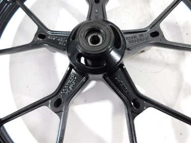 Felga koŁo przÓd suzuki gsx-r 125 18-21 5411123k10019
