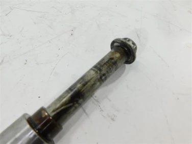 OŚ koŁa tyŁ tylna suzuki gsx-r 125 18-21 6471123k00