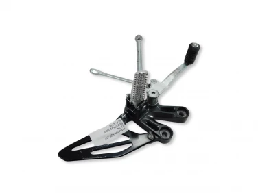 SET PODNÓŻEK LEWY PRZÓD YAMAHA YZF-R7 22-24 BEB274420000