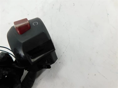 PrzeŁĄcznik prawy przÓd suzuki gsx-r 125 18-21 3720023k20