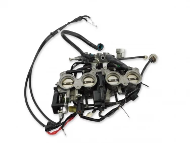 PRZEPUSTNICA GAŹNIK YAMAHA FZ8 FAZER 8 10-15 39P137500000