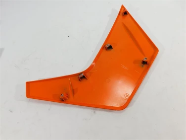 Owiewka bok boczna prawa ktm rc 390 22-24 u-11 jy181349