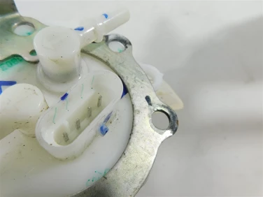 Pompa paliwa zbiornik husqvarna svartpilen 401 20-22 u-11 ju171503