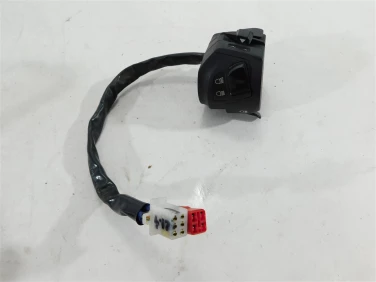 PŁug plastik owiewka husqvarna svartpilen 401 20-22 u-11 3711070000