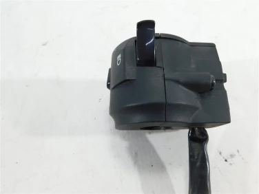 PŁug plastik owiewka husqvarna svartpilen 401 20-22 u-11 3711070000