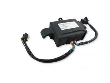 MODUŁ KOMPUTER STEROWNIK SUZUKI DR 350 90-96 U-10 F8T31082