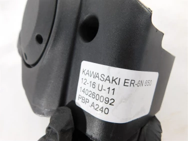 Pokrywa bok boczna prawa kawasaki er-6n 650 12-16 u-11 140260092