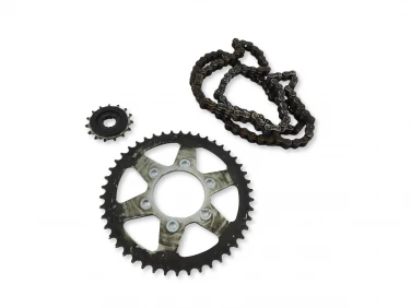 ZĘBATKA NAPĘD ŁAŃCUCH KAWASAKI ER-6N 650 12-16 U-11 420410087 920570678
