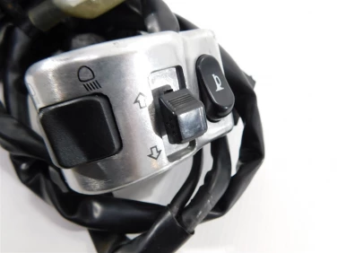 PrzeŁĄcznik lewy przÓd kawasaki vn 1600 mean streak 04-08 u-11 460910026