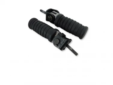 PODNÓŻEK STOPKA TRIUMPH LEGEND 900 TT 98-01 U-11 T2080233 T2080234