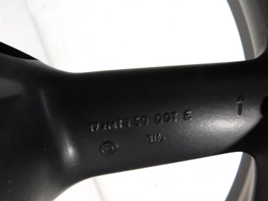 Felga koŁo przÓd triumph sprint 955i st 98-04 uszkodzony rant u-12 t2005100