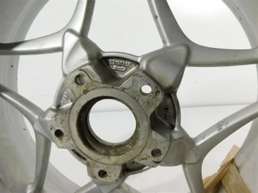 Felga koŁo tyŁ bmw r 1200 rt k26 05-13 felga prosta u-11 7683069