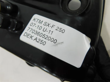 Dekiel pokrywa silnik ktm sx-f 250 07-10 u-11 77036052000