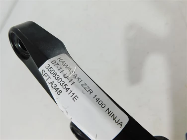 Set podnÓŻek prawy tyŁ kawasaki zzr 1400 ninja 07-11 u-11 35063035411e
