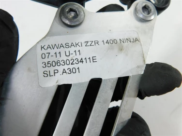 Set podnÓŻek lewy przÓd kawasaki zzr 1400 ninja 07-11 u-11 35063023411e