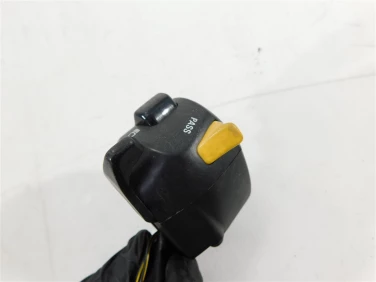 PrzeŁĄcznik lewy przÓd suzuki tl 1000 98-03 u-11 3740033e11