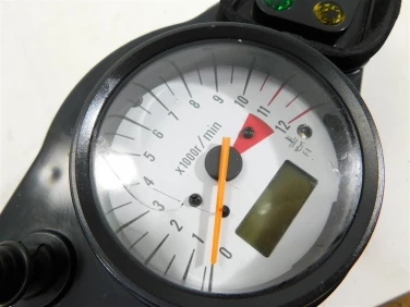Licznik prĘdkoŚciomierz suzuki tl 1000 98-03 71711km u-11 3411902f60