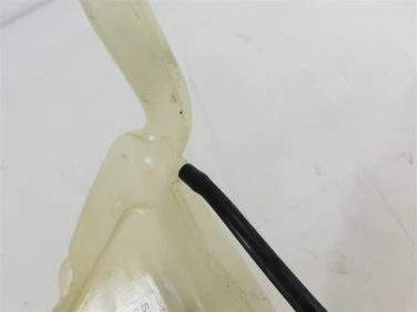 Zbiorniczek wody pŁynu suzuki tl 1000 98-03 u-11 1791002f00