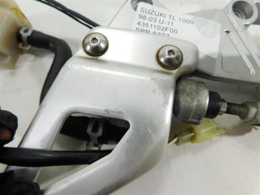 Set podnÓŻek prawy przÓd suzuki tl 1000 98-03 u-11 4351102f00