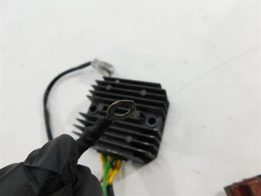 Regulator napiĘcia ktm super duke 990 07-13 u-11 60011034100