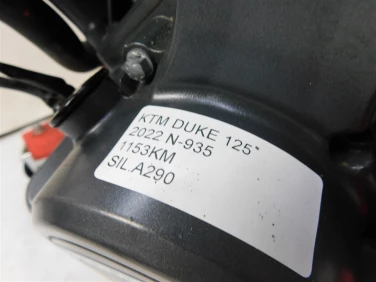 Silnik engine ktm duke 125 2022 n-935 1153km