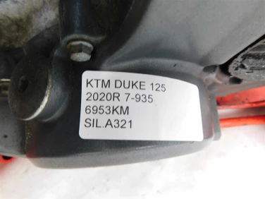 Silnik engine ktm duke 125 2020 7-935 6953km