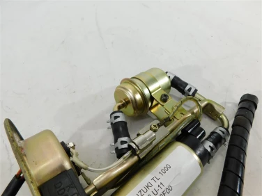 Pompa paliwa zbiornik suzuki tl 1000 98-03 u-11 1510002f00