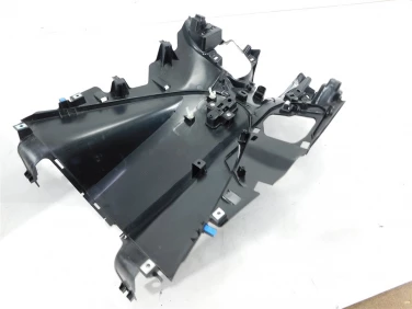 Plastik wypeŁnienie owiewka honda sh 125 21-22 u-12 81141-k1n-v001