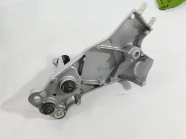 Set podnÓŻek lewy przÓd yamaha bt 1100 bulldog 01-06 u-11 5jn-f7442-01