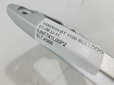 Set podnÓŻek lewy tyŁ yamaha bt 1100 bulldog 01-06 u-11 5jnf741l00p2