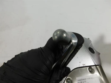 Set podnÓŻek prawy przÓd yamaha bt 1100 bulldog 01-06 u-11 5jn-f7443-01